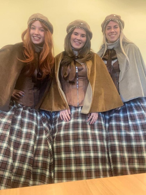 Dickens Zangeressen voor Kerst evenementen © www.kerst-entertainers.nl