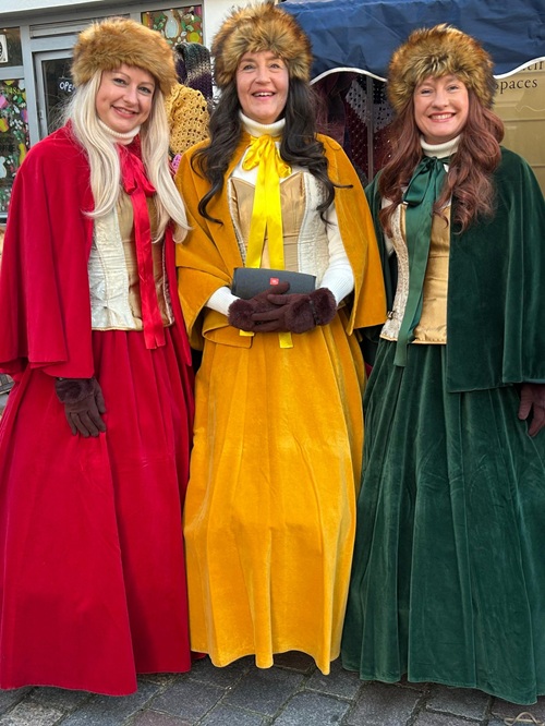 Dickens Zangeressen © www.kerst-entertainers.nl