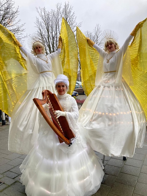 Gouden Engelen en Harp © www.kerst-entertainers.nl
