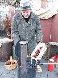 Kastanjepoffer huren © www.oudhollandsentertainment.nl