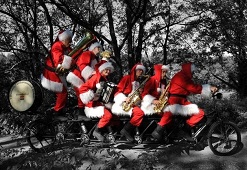 Kerst Fietsorkest huren © www.kerst-entertainers.nl