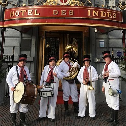 Muzikaal Sneeuwmannen huren © www.funenpartymatch.nl